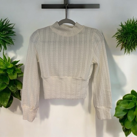 Band of the Free Mock Turtle neck Crop NWT - Picture 1 of 2